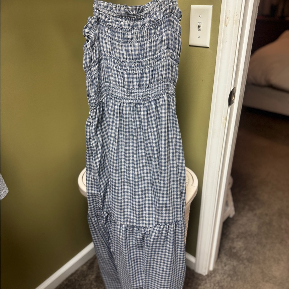 Neufora Blue and White Checkered Fabric